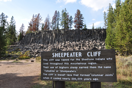 Sheepeater Cliff