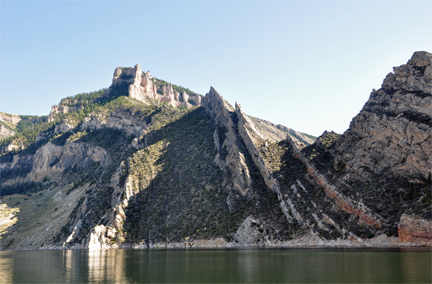 Bighorn Lake and cliffs