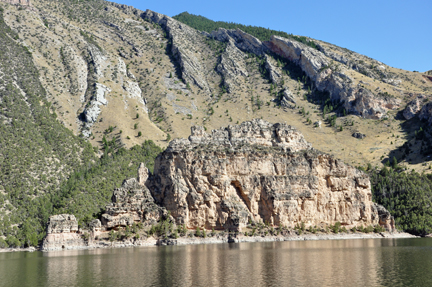 Bighorn Lake and cliffs