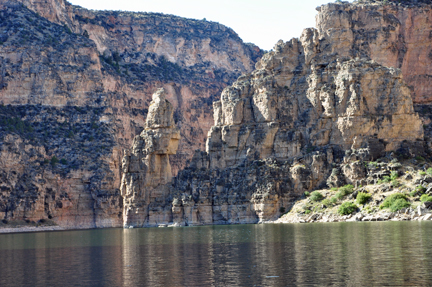 Bighorn Lake and cliffs