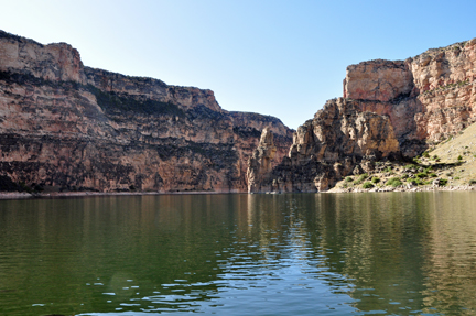 Bighorn Lake and cliffs