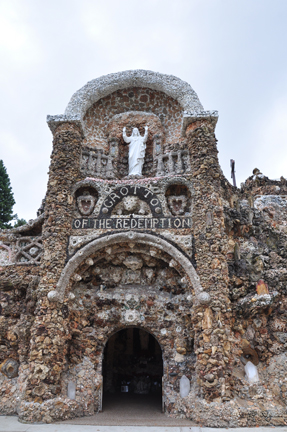 statue at the Grotto of The Redemption