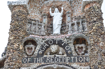 statue at the Grotto of The Redemption
