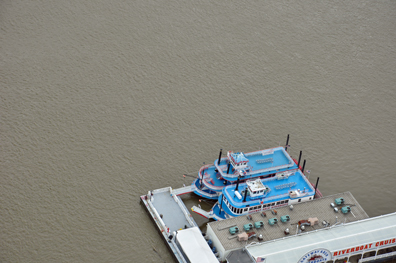 Gateway Arch Riverboats