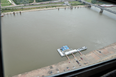 Gateway Arch Riverboats