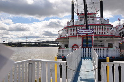 The Tom Sawyer boat