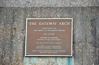 sign - The Gateway Arch