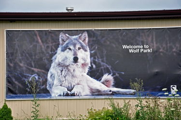 sign - welcome to Wolf Park