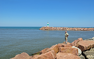 Bill on the rocks