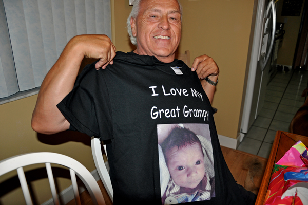 Lee Duquette got a Great Grampy shirt