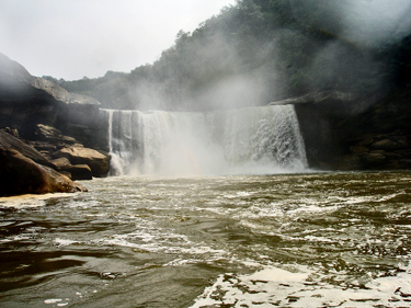 Lots of mist from the falls