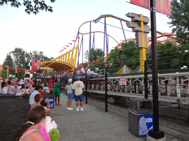 Top Thrill Dragster  ready for take-off