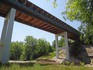 the Smolen - Gulf Covered Bridge