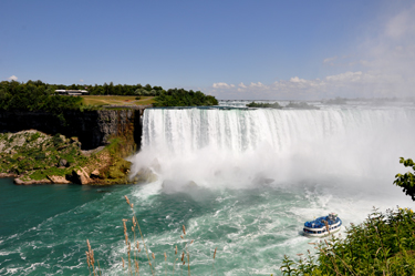 The Maid of the Mist at the Horseshoe Falls