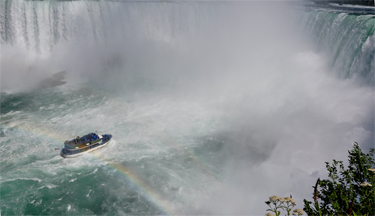 The Maid of the Mist at the Horseshoe Falls