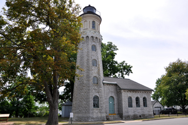 Old Fort Niagara Lighthouse