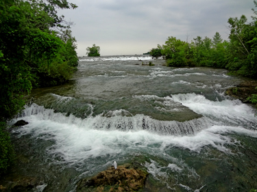island one of Three Sisters Islands