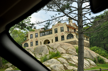 a house on the rocks