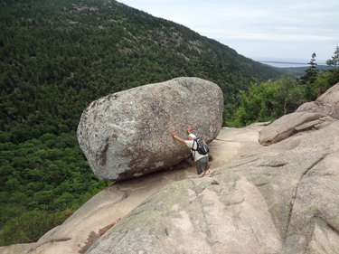 Lee Duquette tries to push Bubble Rock