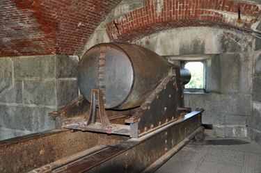 cannon at Fort Knox