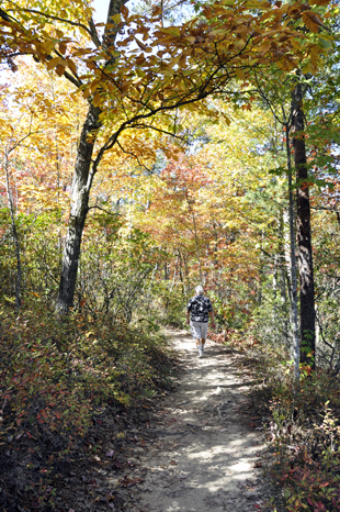 Lee Duquette on the trail to Lovers Leap