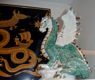 dragon statue