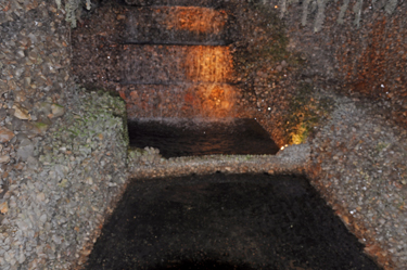 The ceiling inside Fairyland Caverns