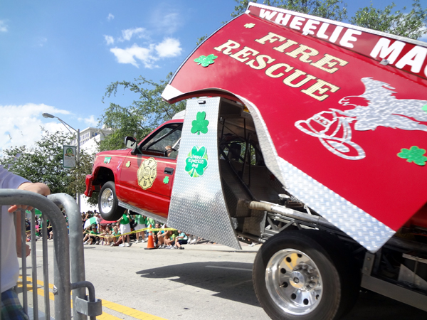 Lil John fie rescue wheelie truck