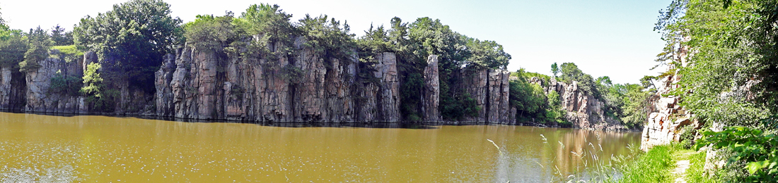 panorama view at Palisades State Park