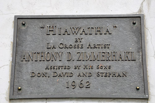 sign about the Hiawatha statue