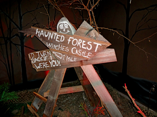 Haunted forest sign