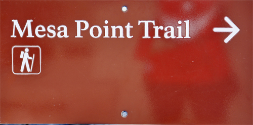 sign pointing the way to the Mesa Point trail