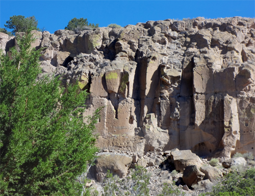 the cliff dwellings