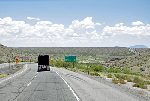 travel scenery between Albuquerque and Las Cruces