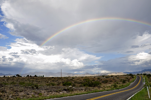 The original rainbow reaches the ground