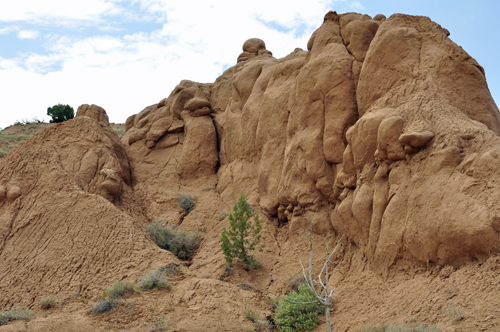 view from the trail to Shakespeare Arch