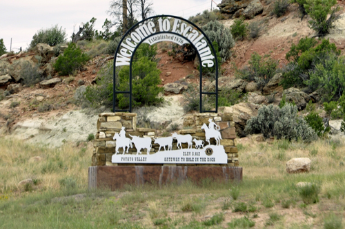 sign: Welcome to Escalante