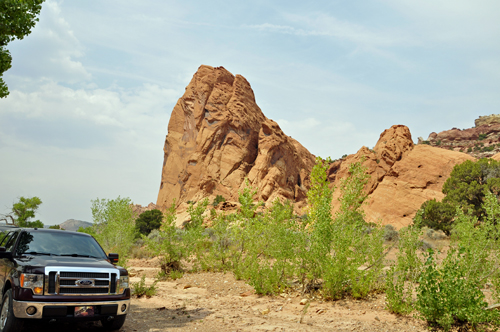 the scenery beside the toad of the two RV Gypsies