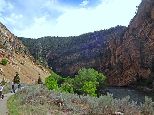 We entered the spectacular Glenwood Canyon trail