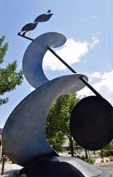 art - giant music note