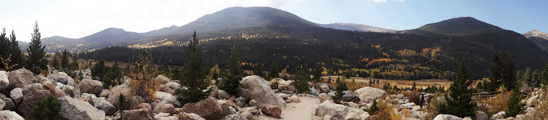 a panorama of the mountain form the bridge