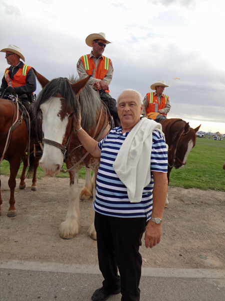 Lee Duquette and the Mountain Search and Rescue team and their horses.