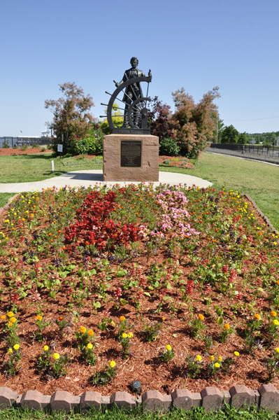 The Mark Twain Statue