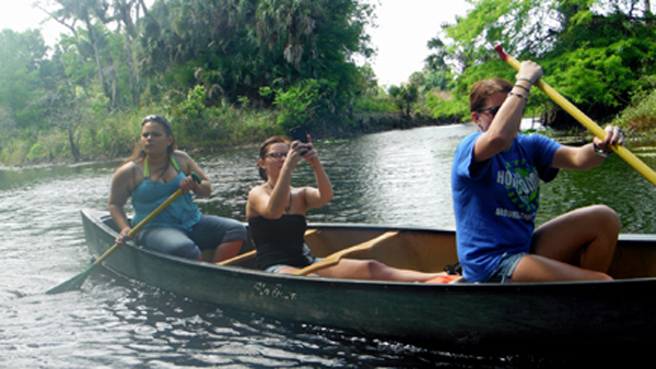 Kristen, Brittny and Shelby in their canoe