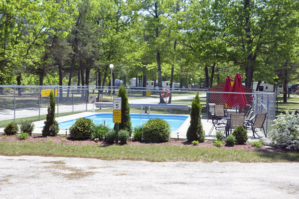 a very small pool at Oscoda KOA