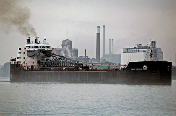 A barge coming down the Detroit River