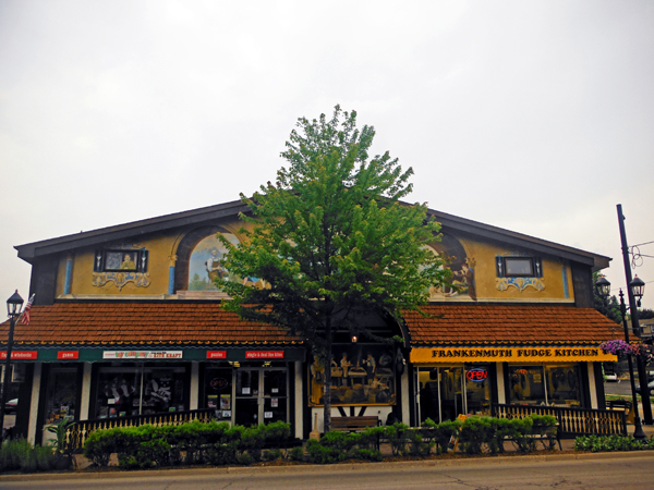 Frankenmuth Fudge kitchen