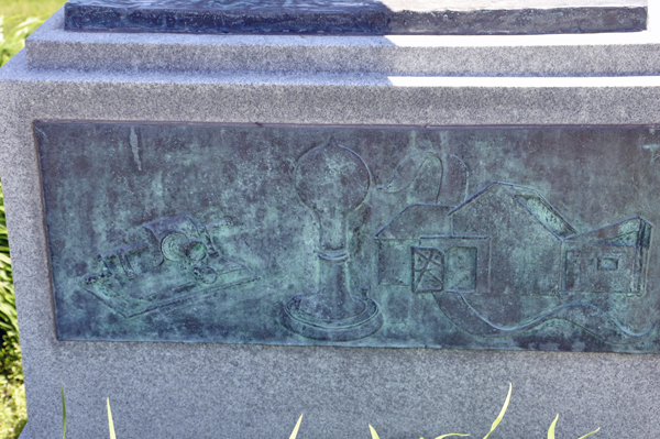 engraving on the Thomas Ediison statue