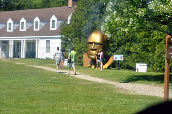 A large Golden Head Monument