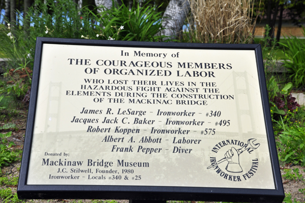 memory plaque for organized labor